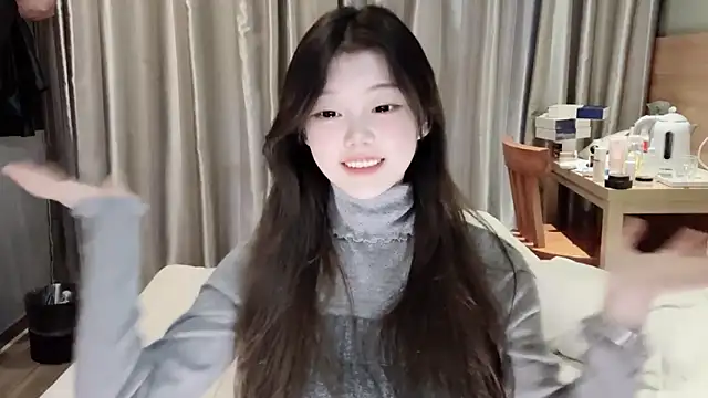 Snapshot of yangyang-1115 chatting on February 2025 02:36:01 PM yangyang-1115 online show from February 2025 02:36:01 PM