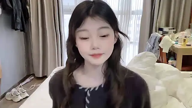 Snapshot of yangyang-1115 chatting on March 2025 09:18:02 AM yangyang-1115 online show from March 2025 09:18:02 AM