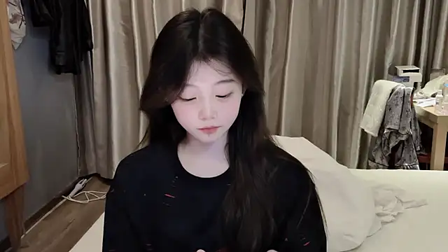 Snapshot of yangyang-1115 chatting on March 2025 12:41:01 PM yangyang-1115 online show from March 2025 12:41:01 PM