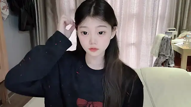 Snapshot of yangyang-1115 chatting on March 2025 07:23:02 AM yangyang-1115 online show from March 2025 07:23:02 AM