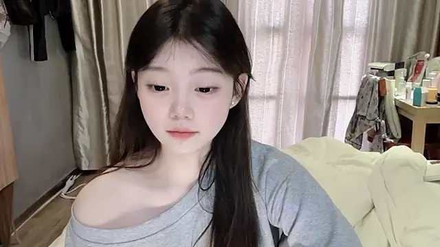 Snapshot of yangyang-1115 chatting on March 2025 03:01:01 AM yangyang-1115 online show from March 2025 03:01:01 AM