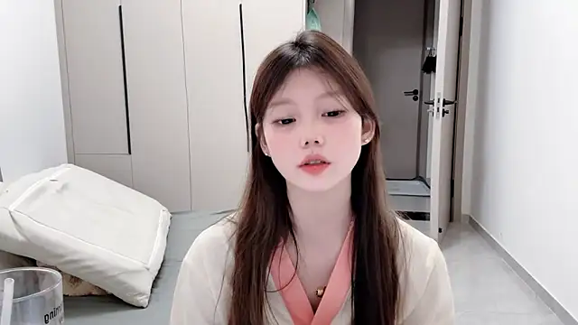 Snapshot of yangyang-1115 chatting on September 2025 04:21:02 PM yangyang-1115 online show from September 2025 04:21:02 PM