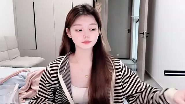 Snapshot of yangyang-1115 chatting on October 2025 05:11:02 AM yangyang-1115 online show from October 2025 05:11:02 AM