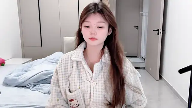 Snapshot of yangyang-1115 chatting on October 2025 05:42:02 AM yangyang-1115 online show from October 2025 05:42:02 AM