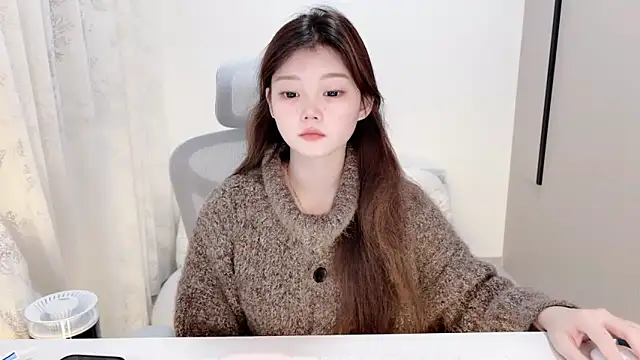 Snapshot of yangyang-1115 chatting on November 2025 05:07:01 AM yangyang-1115 online show from November 2025 05:07:01 AM