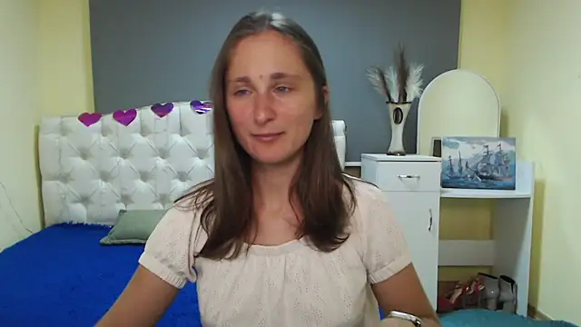 MichelLeee online show from September 2025 11:12:02 AM