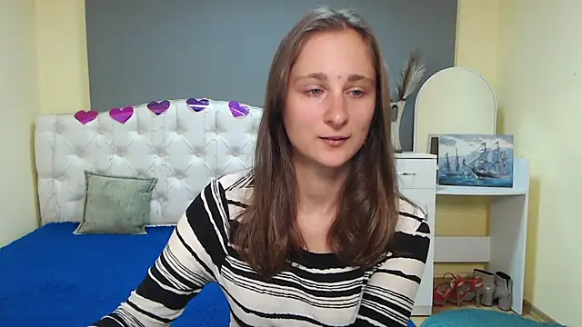 MichelLeee online show from October 2025 11:08:02 AM