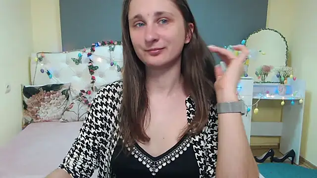 MichelLeee online show from April 2026 11:30:02 AM