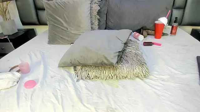 AshleyHill2 online show from March 2025 09:22:01 AM