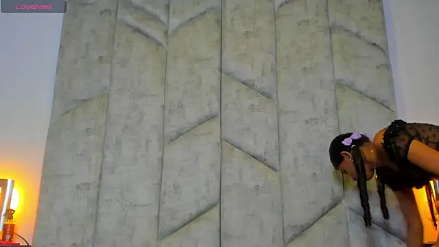 AshleyHill2 online show from March 2025 06:51:02 AM