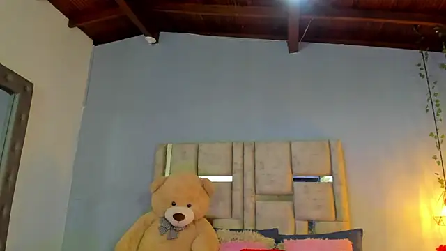 AshleyHill2 online show from September 2025 03:06:02 AM