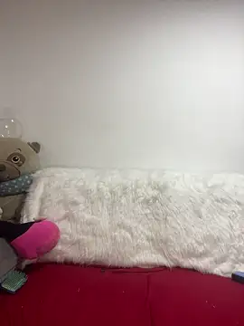 Snapshot of Leyna_Kenet chatting on December 2024 10:27:02 PM Leyna Kenet online show from December 2024 10:27:02 PM