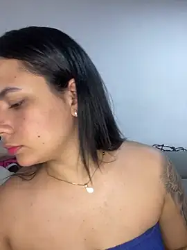 Snapshot of Leyna_Kenet chatting on December 2024 08:37:01 PM Leyna Kenet online show from December 2024 08:37:01 PM