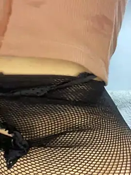 Snapshot of Leyna_Kenet chatting on February 2025 03:42:01 PM Leyna Kenet online show from February 2025 03:42:01 PM