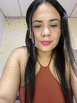Leyna Kenet online show from May 2026 02:18:01 AM