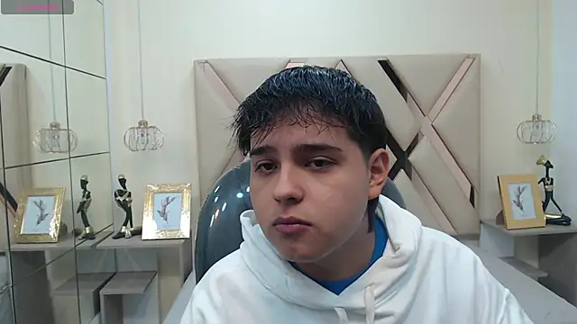 Snapshot of AndrewPherson chatting on January 2025 12:36:01 PM AndrewPherson online show from January 2025 12:36:01 PM