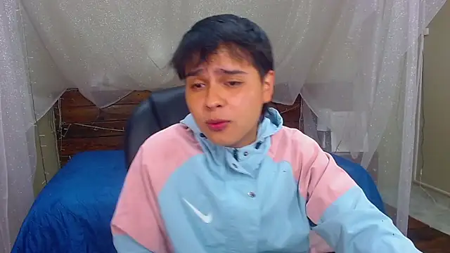 Snapshot of AndrewPherson chatting on February 2025 12:05:02 PM AndrewPherson online show from February 2025 12:05:02 PM