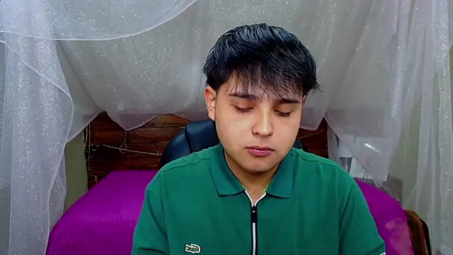 Snapshot of AndrewPherson chatting on March 2025 12:15:02 PM AndrewPherson online show from March 2025 12:15:02 PM