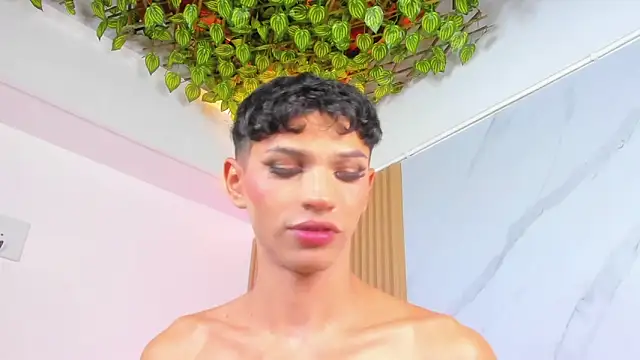 im sebaslopez online show from May 2026 11:56:01 PM