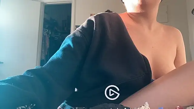 livcutebaby online show from December 2024 10:57:02 PM
