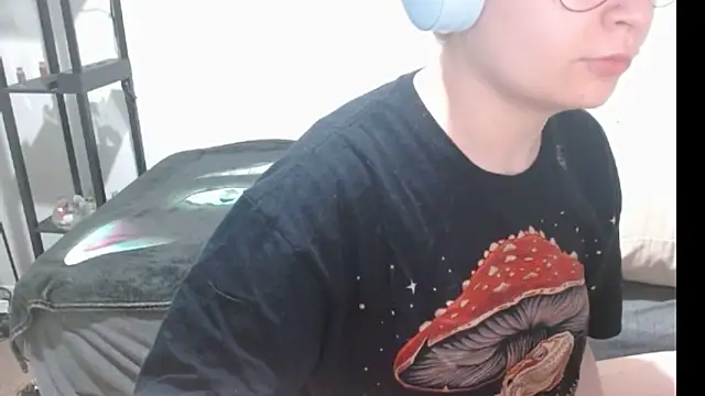 livcutebaby online show from December 2024 01:52:02 PM