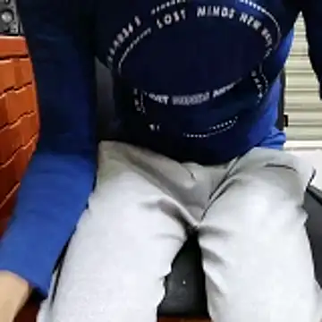 Snapshot of Tuchico_888 chatting on April 2026 12:08:01 AM Tuchico 888 online show from April 2026 12:08:01 AM