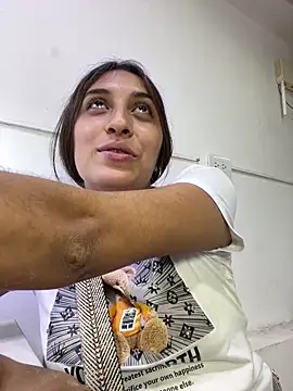 bigasssweet 2 online show from March 2025 09:00:02 PM