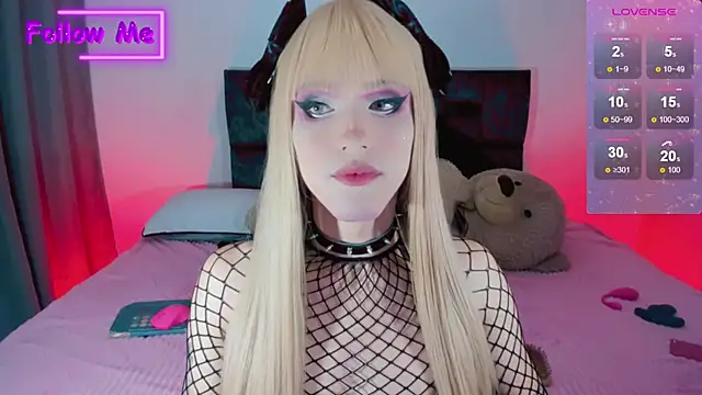 Kirmyy  online show from December 2024 01:23:01 AM