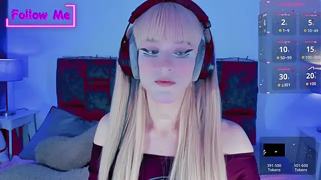 Kirmyy  online show from November 2025 09:53:01 PM