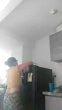 nicolle milf1978 online show from October 2025 02:15:01 PM