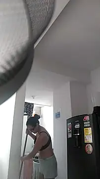 nicolle milf1978 online show from November 2025 12:05:02 PM