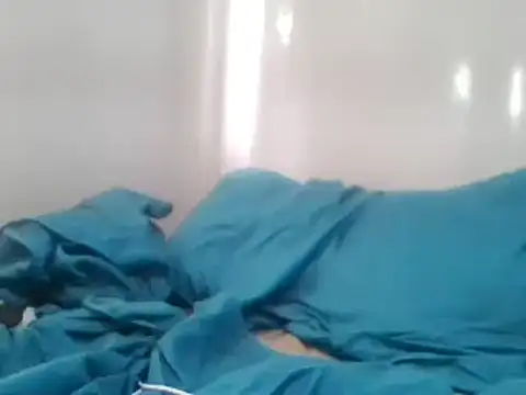 Snapshot of seductivescamp chatting on December 2024 04:51:02 AM seductivescamp online show from December 2024 04:51:02 AM