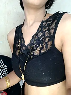 xpihu online show from October 2025 05:52:01 PM