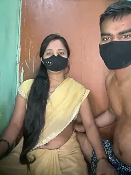 Snapshot of Suhani512 chatting on March 2026 05:37:02 AM Suhani512 online show from March 2026 05:37:02 AM