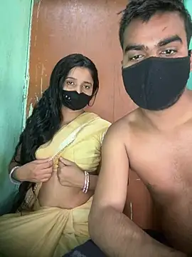 Snapshot of Suhani512 chatting on March 2026 04:01:02 AM Suhani512 online show from March 2026 04:01:02 AM