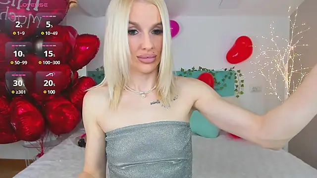 Snapshot of Lana_kitty__ chatting on February 2025 11:20:01 PM Lana kitty   online show from February 2025 11:20:01 PM