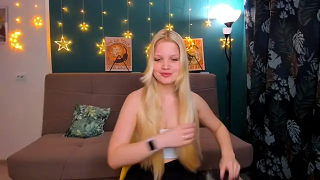 Xloe Queen online show from January 2025 02:10:01 PM