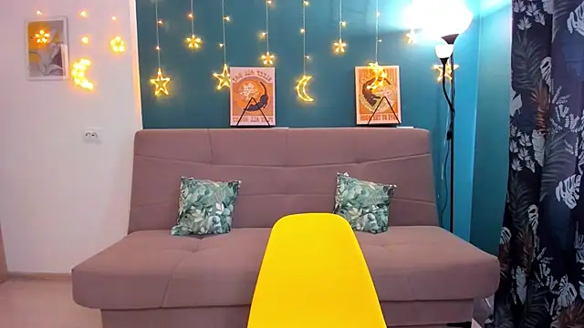 Xloe Queen online show from March 2025 09:05:02 AM