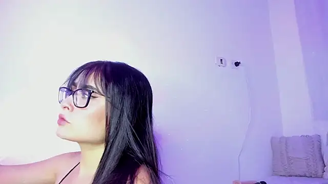 Snapshot of Aria_uwu chatting on March 2025 07:12:02 AM Aria uwu online show from March 2025 07:12:02 AM