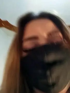 Snapshot of Farawla_elgmda chatting on April 2026 11:14:01 PM Farawla elgmda online show from April 2026 11:14:01 PM