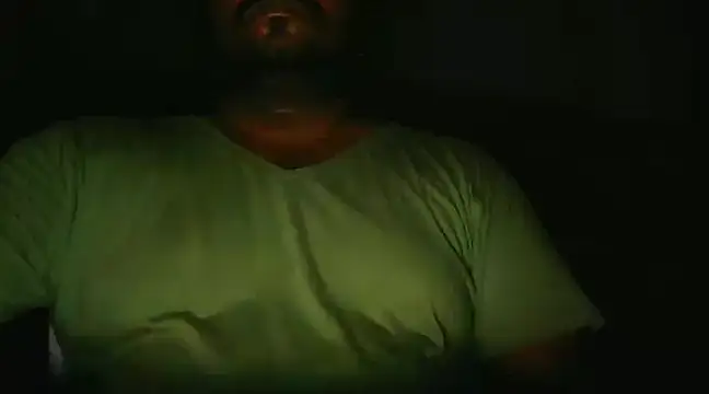 Snapshot of Dickiey chatting on December 2024 06:06:01 PM Dickiey online show from December 2024 06:06:01 PM