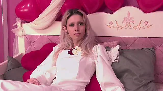 Snapshot of PamelamyDreamys chatting on February 2025 10:35:01 AM PamelamyDreamys online show from February 2025 10:35:01 AM