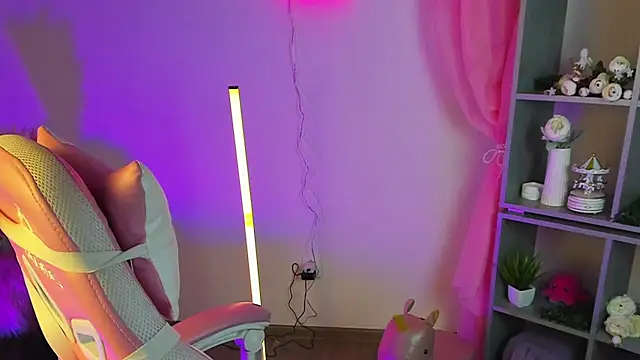 Snapshot of PamelamyDreamys chatting on March 2025 08:54:01 PM PamelamyDreamys online show from March 2025 08:54:01 PM