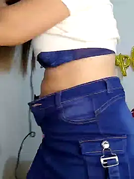 Snapshot of kameron_sweett chatting on December 2024 01:25:01 AM kameron sweett online show from December 2024 01:25:01 AM