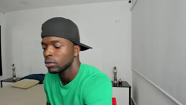 Dylan Taylor online show from February 2025 03:41:01 AM