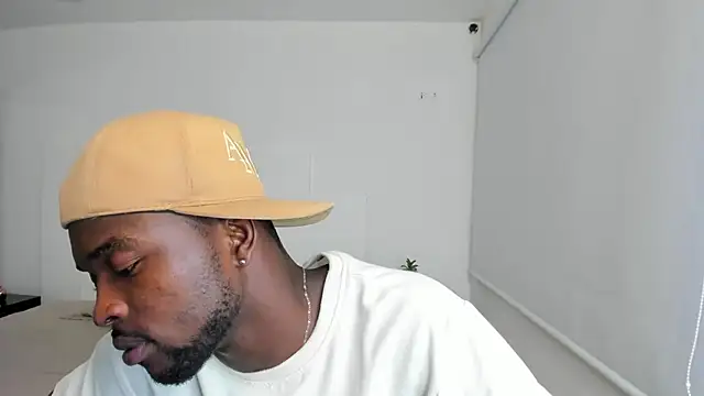 Dylan Taylor online show from March 2025 01:50:02 AM