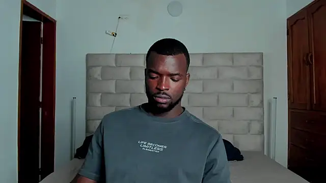 Dylan Taylor online show from December 2025 12:25:02 PM