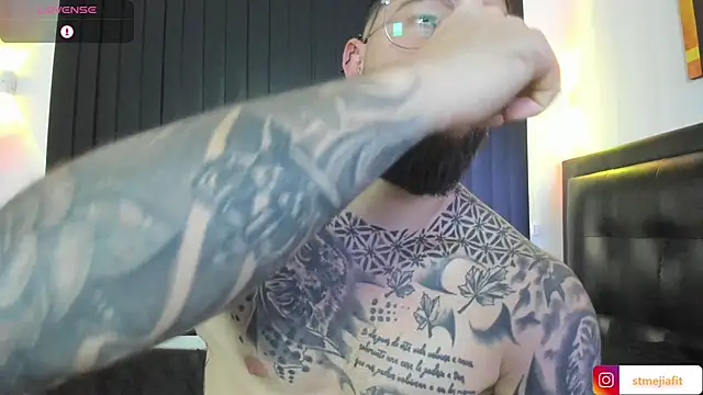 connor santtos online show from February 2025 07:54:02 PM