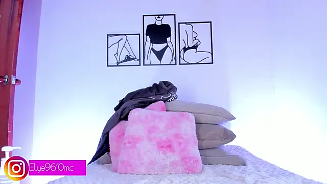 ellie mcdonald online show from July 2026 10:40:02 PM