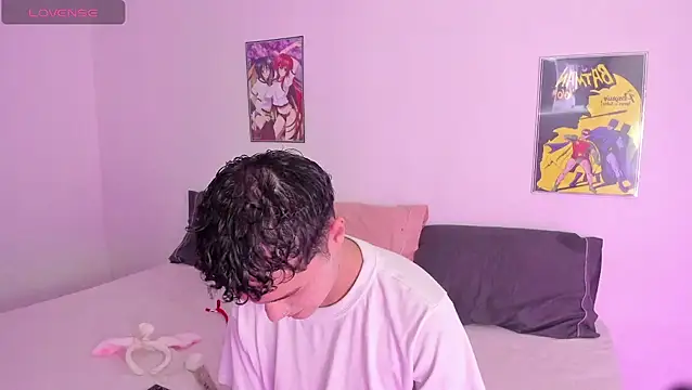 crushnier online show from February 2025 03:04:02 PM